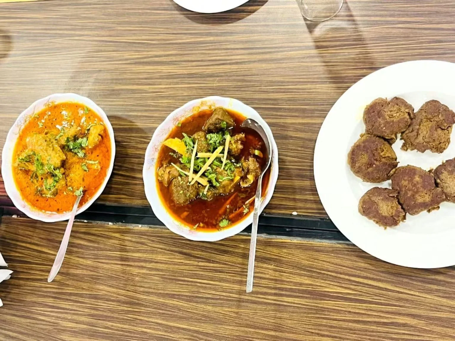 Dishes served during a Lucknow meal