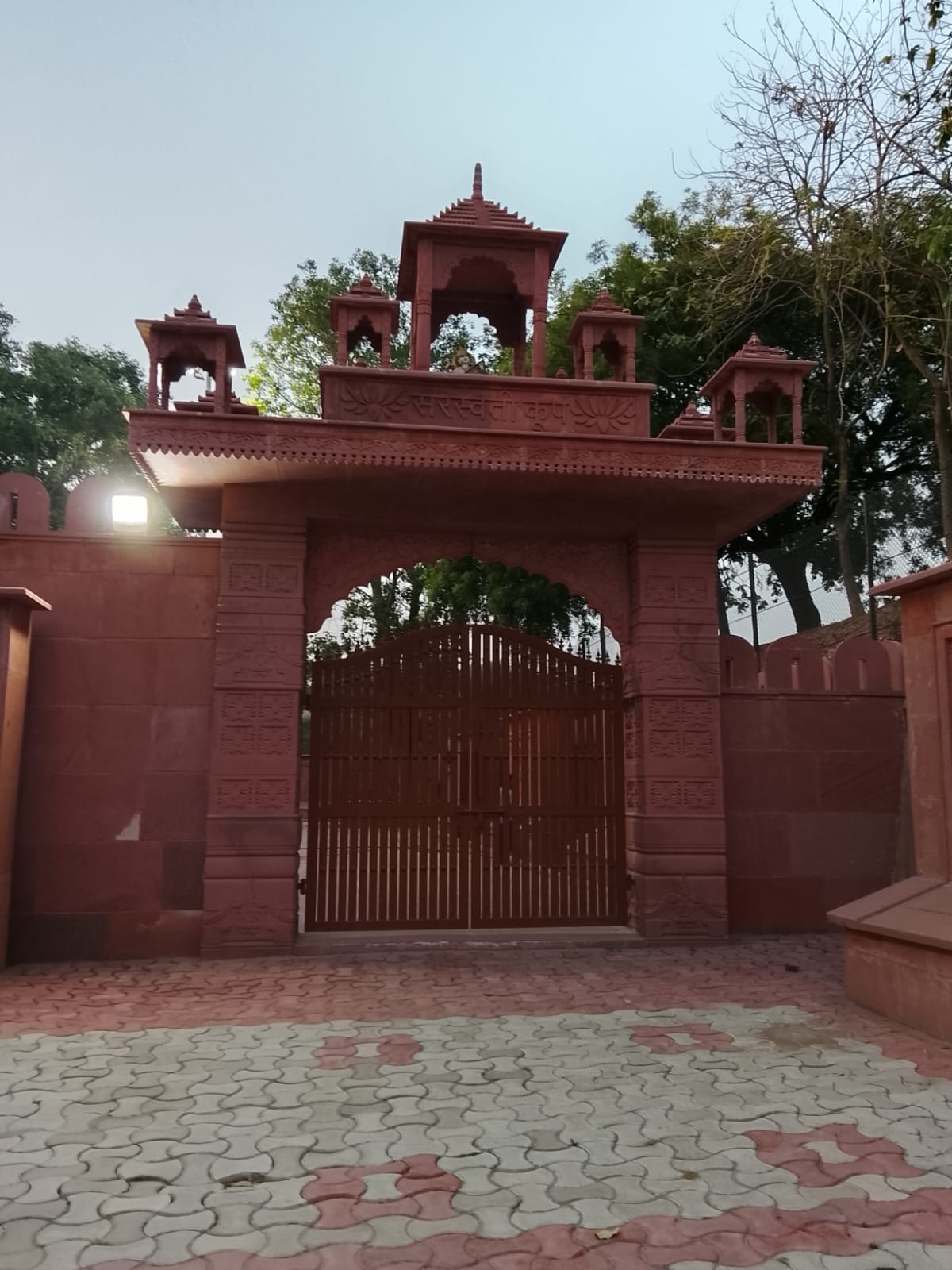 Varanasi → Prayagraj — Tour Varanasi