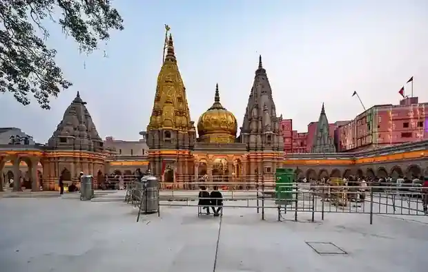 Kashi Vishwanath Temple courtyard and main spires in Varanasi