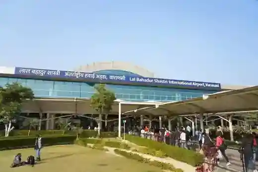 Varanasi Airport to Ghats & Hotels